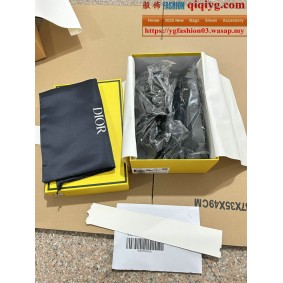 qiqiyg.com Offizielle Mode 2025: Handtaschen, Kleidung und Schuhe im Großhandel zum besten Preis QQYG226