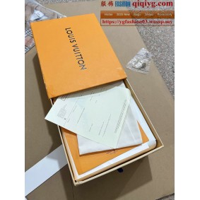 qiqiyg.com Offizielle Mode 2025: Handtaschen, Kleidung und Schuhe im Großhandel zum besten Preis QQYG293