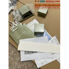 qiqiyg.com Offizielle Mode 2025: Handtaschen, Kleidung und Schuhe im Großhandel zum besten Preis QQYG329
