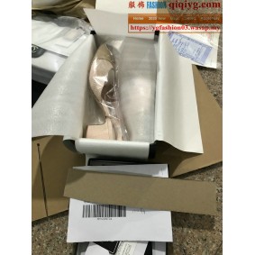qiqiyg.com Offizielle Mode 2025: Handtaschen, Kleidung und Schuhe im Großhandel zum besten Preis QQYG336