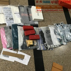 qiqiyg.com Offizielle Mode 2025: Handtaschen, Kleidung und Schuhe im Großhandel zum besten Preis QQYG414