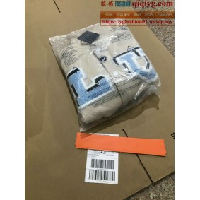 qiqiyg.com Offizielle Mode 2025: Handtaschen, Kleidung und Schuhe im Großhandel zum besten Preis QQYG423