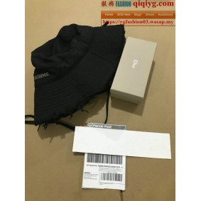 qiqiyg.com Offizielle Mode 2025: Handtaschen, Kleidung und Schuhe im Großhandel zum besten Preis QQYG545