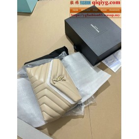 qiqiyg.com Offizielle Mode 2025: Handtaschen, Kleidung und Schuhe im Großhandel zum besten Preis QQYG559