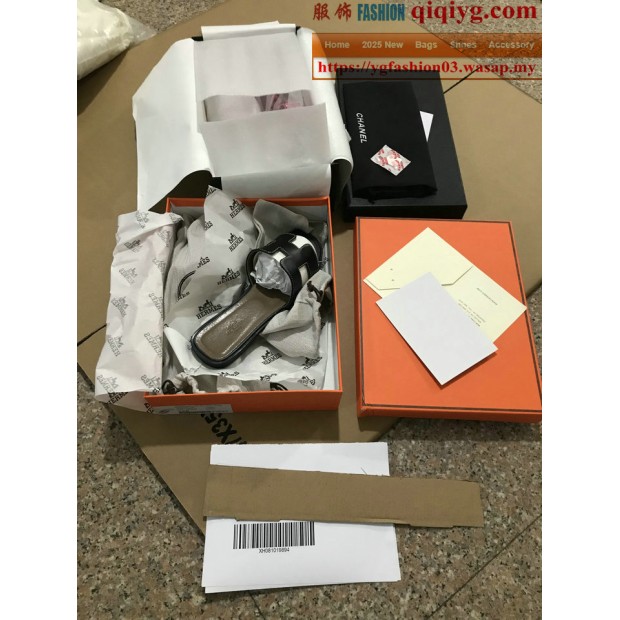 qiqiyg.com Offizielle Mode 2025: Handtaschen, Kleidung und Schuhe im Großhandel zum besten Preis QQYG677