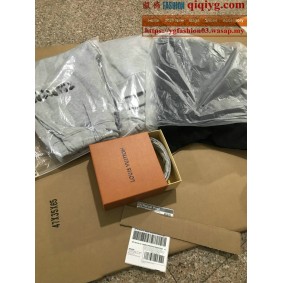 qiqiyg.com Offizielle Mode 2025: Handtaschen, Kleidung und Schuhe im Großhandel zum besten Preis QQYG91
